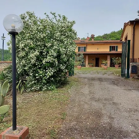 Podere Pilar * Montevettolini