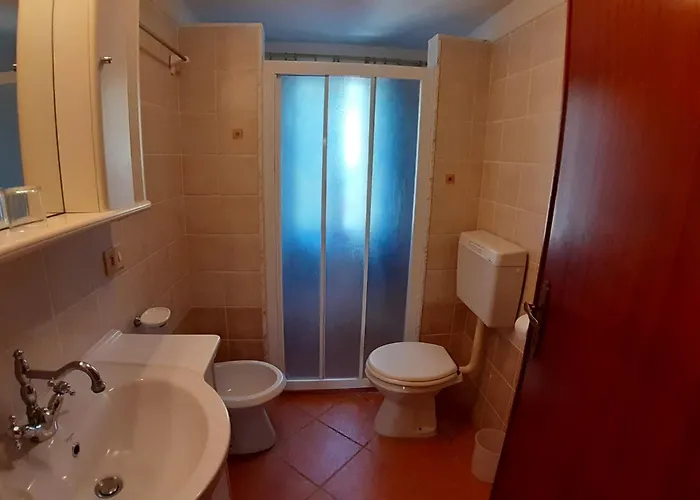 Pilar In Toscana Con Piscina Ultrapanoramica
