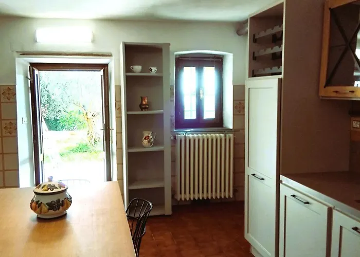 Pilar In Toscana Con Piscina Ultrapanoramica Montevettolini
