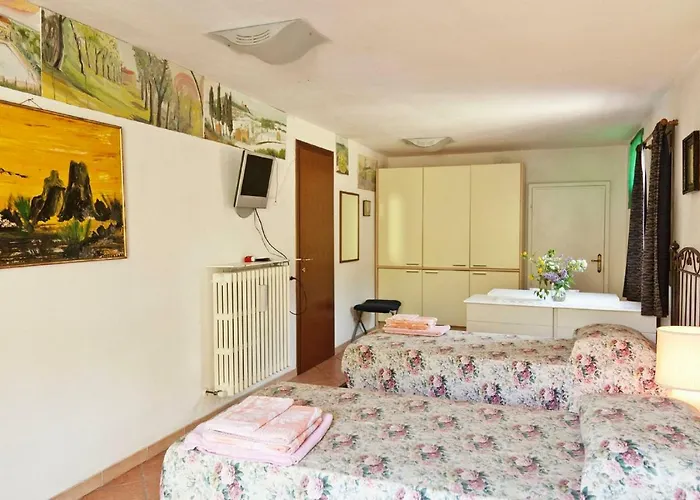 Villa Pilar In Toscana Con Piscina Ultrapanoramica Montevettolini